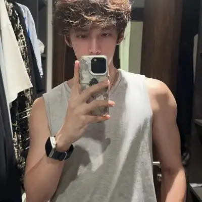 秦东华